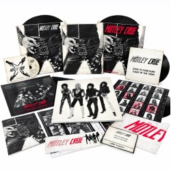 Mötley Crüe - Too Fast For...